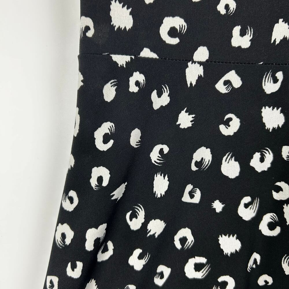 Gilli Nancy Faux Printed Black White Knee Length Dress Scoop Back Womens Sz L - Picture 11 of 11